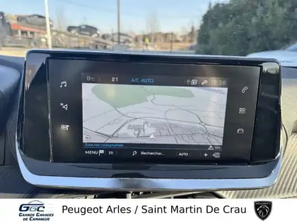 Photo 13 Peugeot 2008  PureTech 130 S&S BVM6