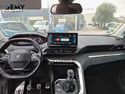 Photo 23 Peugeot 3008 Gén. II Ph2 Roadtrip 5