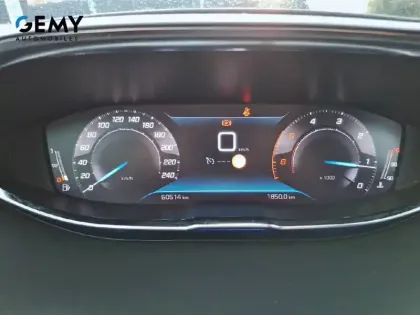 Photo 29 Peugeot 3008 Gén. II Ph2 Roadtrip 5