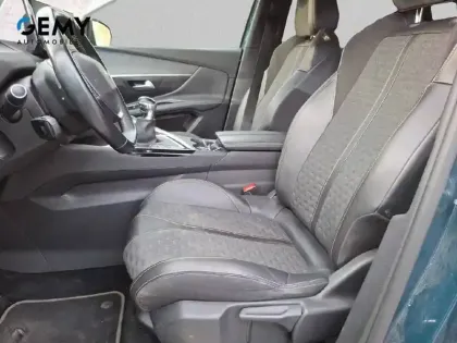 Photo 24 Peugeot 3008 Gén. II Ph2 Roadtrip 5