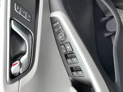 Photo 9 Hyundai Ioniq  Hybrid 141 ch