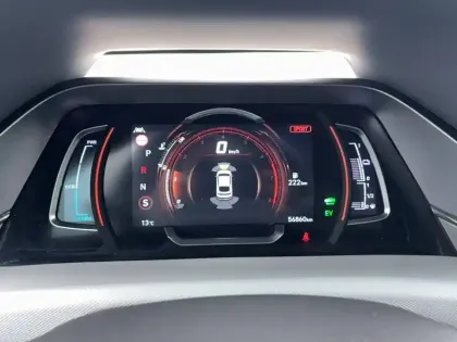 Photo 23 Hyundai Ioniq  Hybrid 141 ch