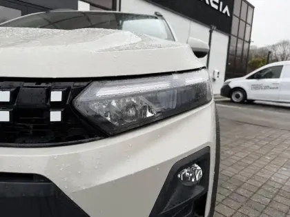 Photo 53 Dacia Jogger  Hybrid 155 7 pl