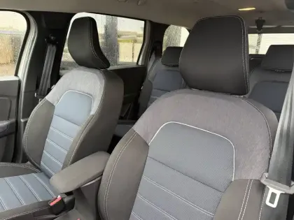 Photo 8 Dacia Jogger  Hybrid 155 7 places