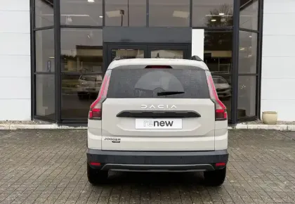 Photo 23 Dacia Jogger  Hybrid 155 7 pl