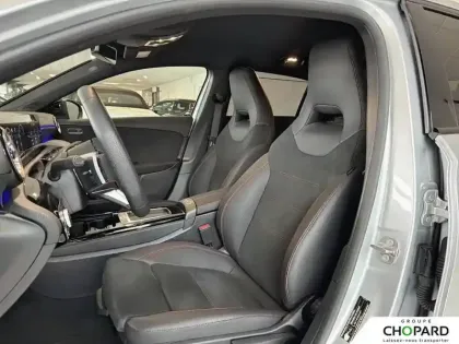 Photo 10 Mercedes Classe A  200 7G-DCT