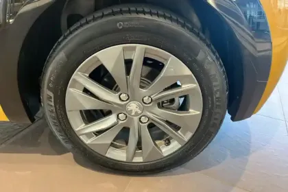 Photo 39 Peugeot 208 Gén. II Ph1 NG Allure Pack 5