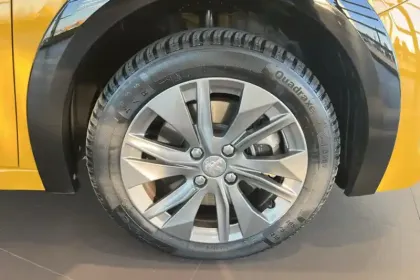 Photo 9 Peugeot 208  Electrique 50 kWh 136ch