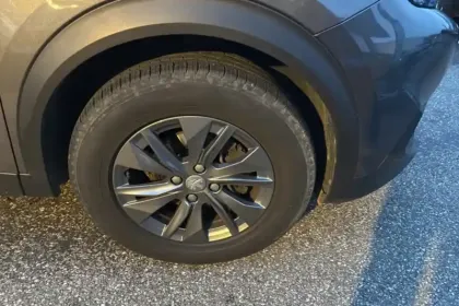 Photo 11 Peugeot 2008  PureTech 100 S&S BVM6