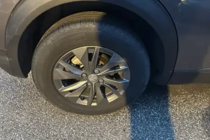 Photo 58 Peugeot 2008  PureTech 100 S&S BVM6