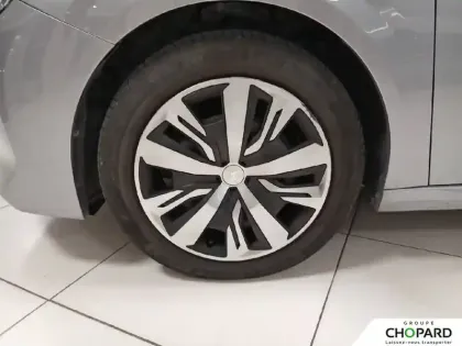 Photo 11 Peugeot 208  PureTech 75 S&S BVM5