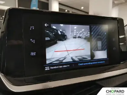 Photo 15 Peugeot 208  PureTech 75 S&S BVM5