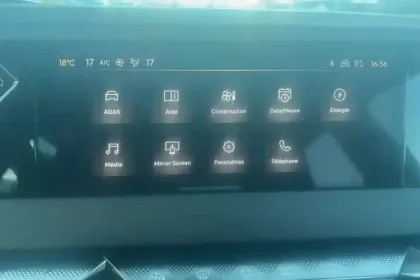 Photo 114 DS DS 4  Hybride E-Tense 225 EAT8