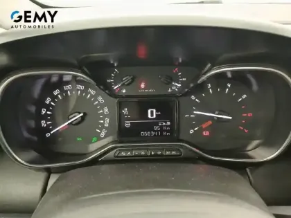 Photo 12 Citroën C3 Aircross  PureTech 130 S&S BVM6