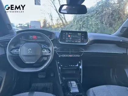 Photo 7 Peugeot 2008  Electrique 136 ch