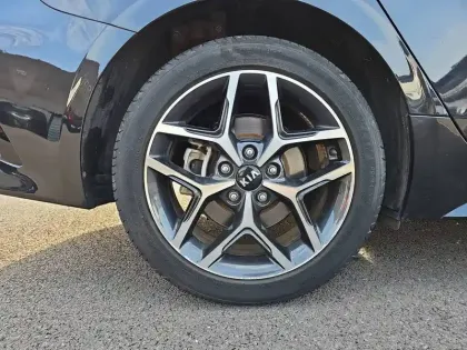 Photo 35 Kia Ceed PRO 1.5 T-GDi 160 ch ISG DCT7