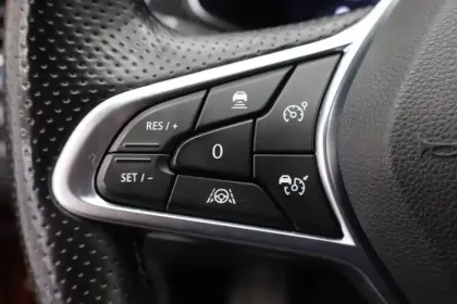 Photo 17 Renault Arkana  E-Tech 145