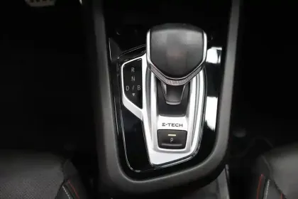 Photo 20 Renault Arkana  E-Tech 145