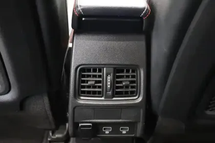 Photo 16 Renault Arkana  E-Tech 145