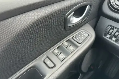 Photo 20 Renault Clio  dCi 90 Energy