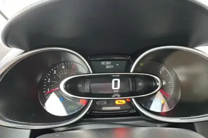 Photo 14 Renault Clio  dCi 90 Energy