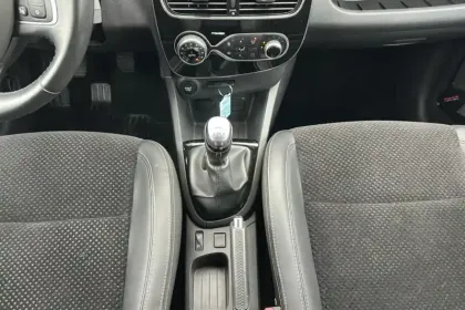 Photo 18 Renault Clio  dCi 90 Energy