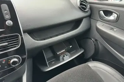 Photo 19 Renault Clio  dCi 90 Energy