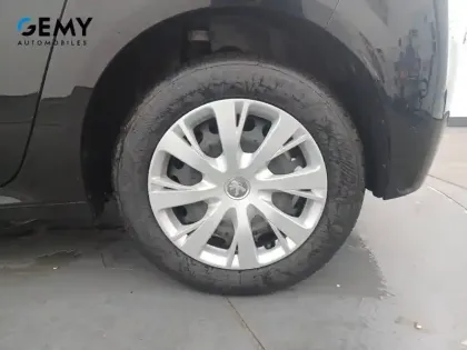 Photo 50 Peugeot 208  BlueHDi 100 S&S BVM6