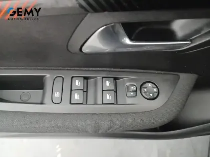 Photo 31 Peugeot 208 Gén. II Ph1 NG Active Pack 5