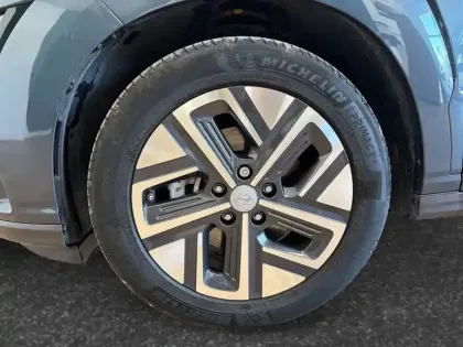 Photo 19 Hyundai Kona  Electrique 39 kWh - 136 ch