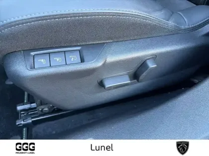 Photo 12 Peugeot 2008  BlueHDi 130 S&S EAT8