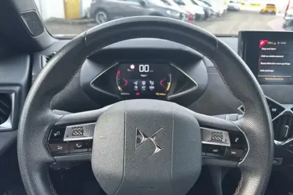 Photo 15 DS DS 3 DS3 Crossback BlueHDi 110 BVM6