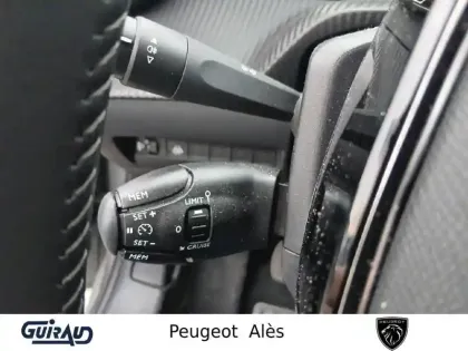 Photo 18 Peugeot 208  PureTech 100 S&S BVM6