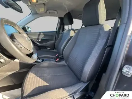 Photo 10 Peugeot 2008  PureTech 130 S&S EAT8