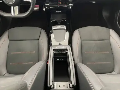 Photo 29 Mercedes Classe A  250 e Hybrid EQ 8G-DCT