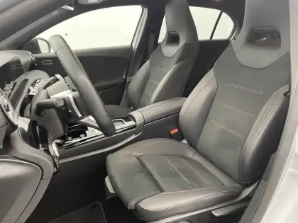 Photo 14 Mercedes Classe A  250 e Hybrid EQ 8G-DCT