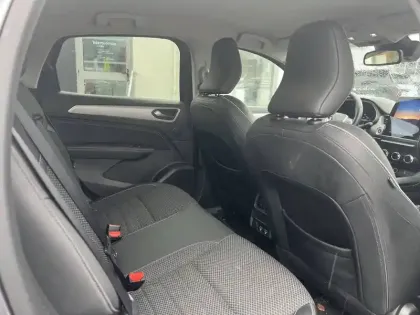 Photo 12 Renault Arkana  E-Tech 145 - 21B