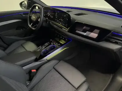 Photo 7 Audi A6  Avant TDI 204 ch S tronic 7