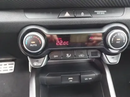 Photo 57 Kia Stonic  1.0 T-GDi 100 ch DCT7