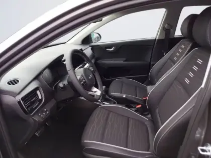 Photo 40 Kia Stonic  1.0 T-GDi 100 ch DCT7