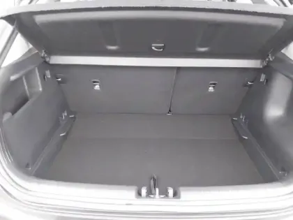 Photo 17 Kia Stonic  1.0 T-GDi 100 ch DCT7