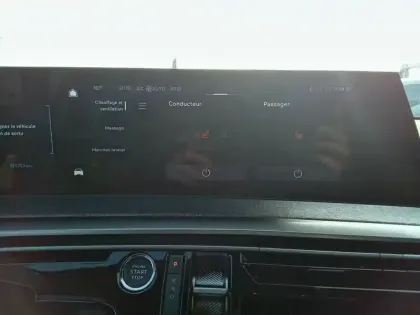 Photo 19 Peugeot 3008  Electrique 325 ch 4x4 73 kWh