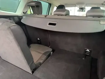 Photo 11 Renault Grand Scenic  TCe 140 FAP EDC - 21