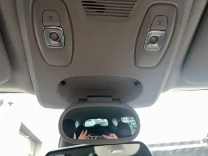 Photo 53 Renault Grand Scenic  TCe 140 FAP EDC - 21