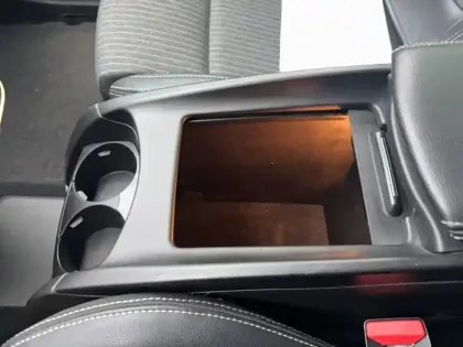 Photo 46 Renault Grand Scenic  TCe 140 FAP EDC - 21