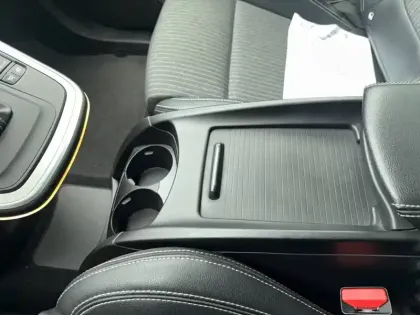 Photo 45 Renault Grand Scenic  TCe 140 FAP EDC - 21