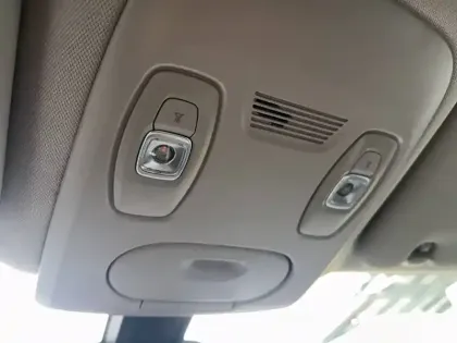 Photo 52 Renault Grand Scenic  TCe 140 FAP EDC - 21