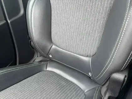 Photo 50 Renault Grand Scenic  TCe 140 FAP EDC - 21