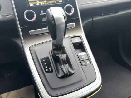 Photo 43 Renault Grand Scenic  TCe 140 FAP EDC - 21