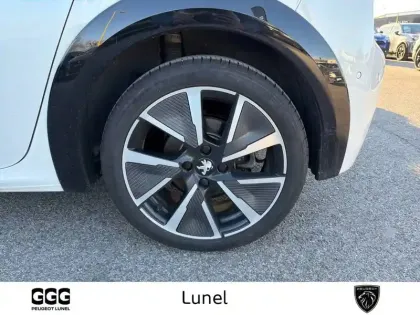 Photo 10 Peugeot 208  Electrique 50 kWh 136ch
